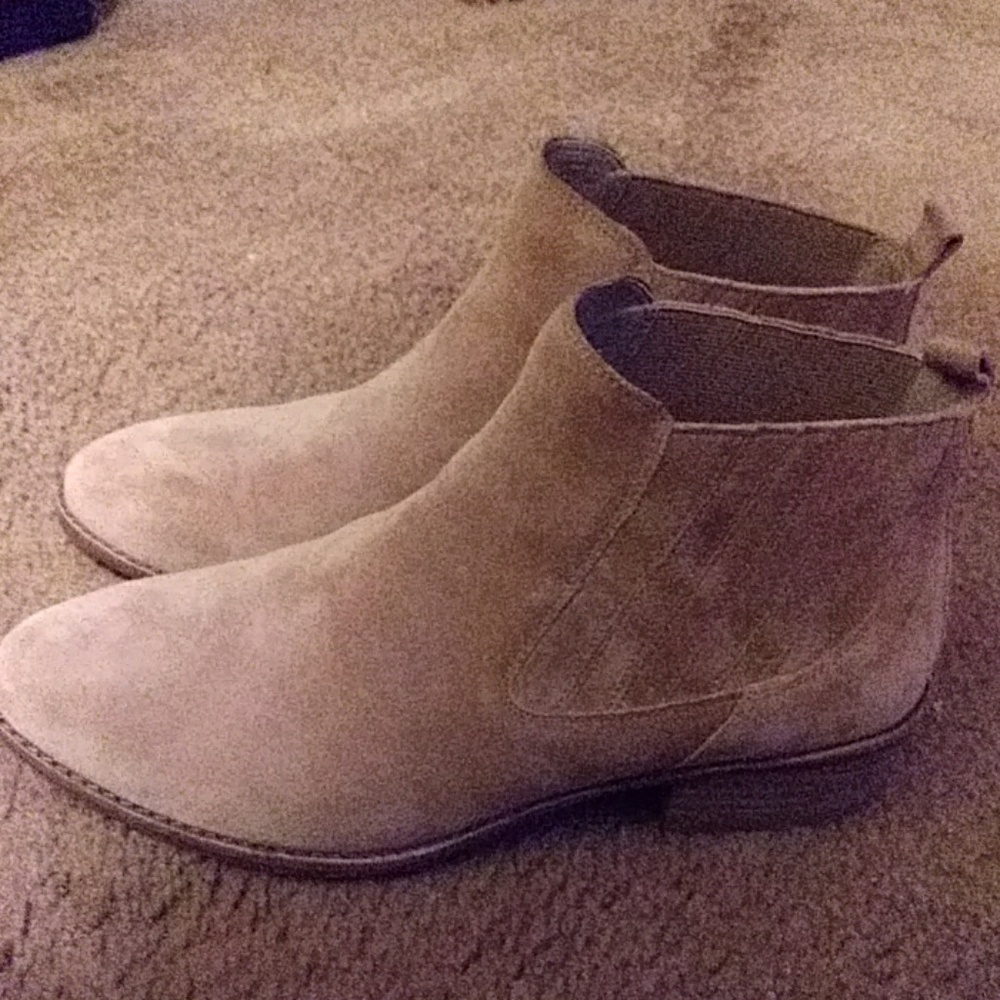 Bootie - Picture 3 of 3